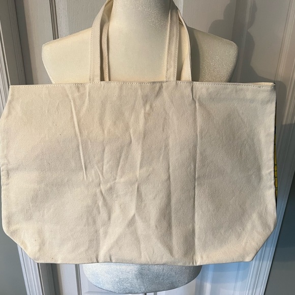 Canvas Jungle Safari Tote Bag by Clarins - Picture 4 of 5